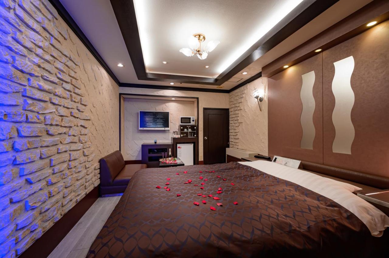 Hotel Metro (Adults Only) Yokohama  Extérieur photo