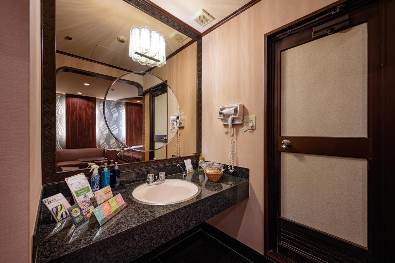 Hotel Metro (Adults Only) Yokohama  Extérieur photo