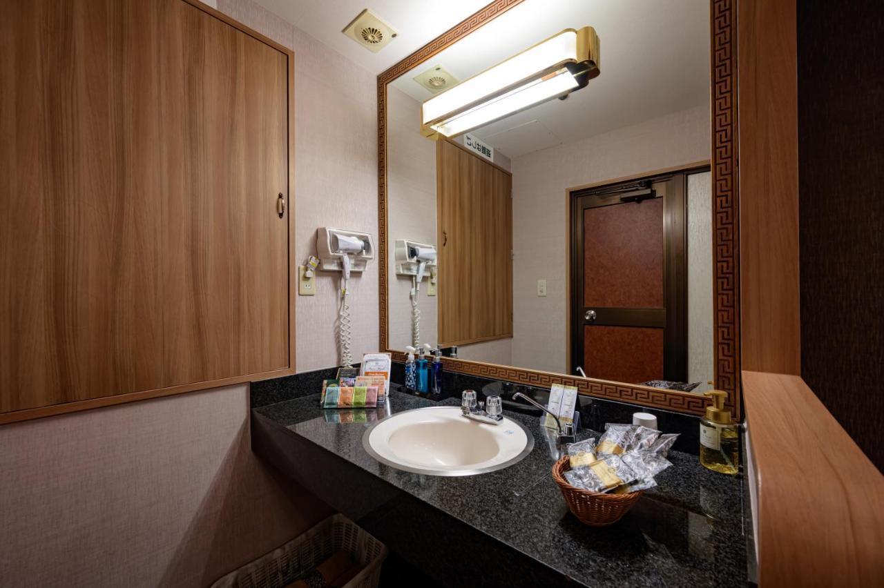 Hotel Metro (Adults Only) Yokohama  Extérieur photo